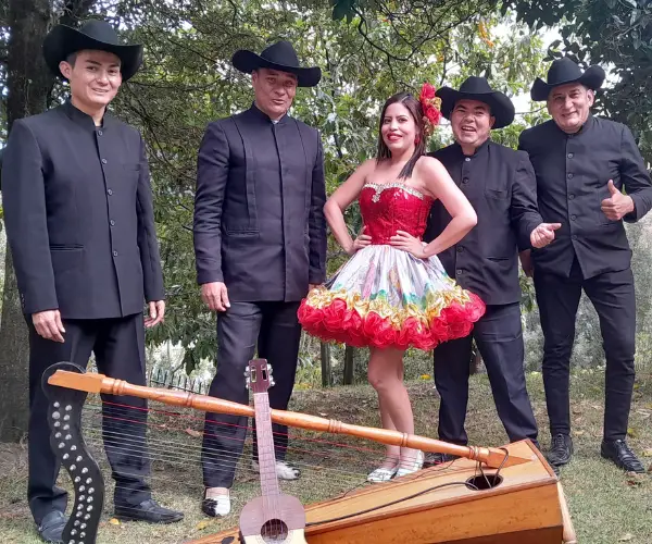 Grupo Llanero Joropo sin Fronteras Bogotá (4)