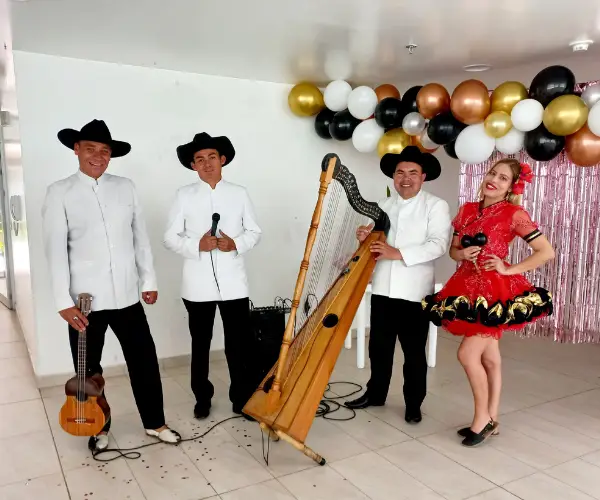 Grupo llanero Joropo sin Fronteras