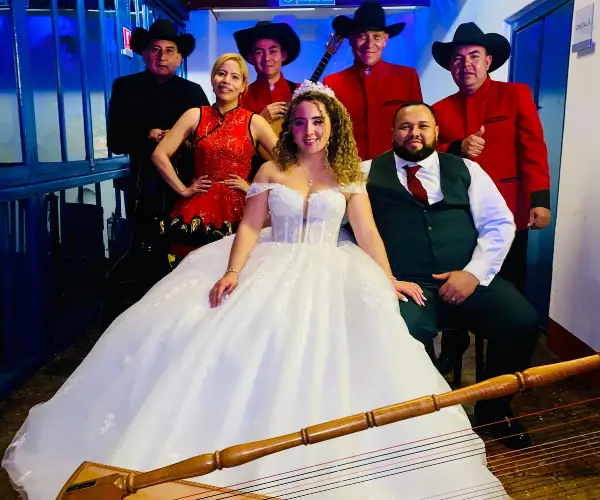 Grupo llanero Joropo sin Fronteras (7)